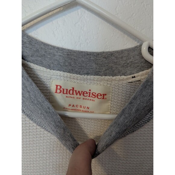 Pacsun X Budweiserb Women's Cream and Grey Waffle Sweatshirt Size Medium - Picture 3 of 7